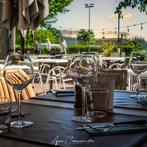 Logis Du Champ De Mars Hotel Puy-Saint-Martin